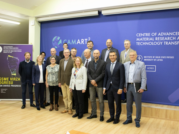 The EC evaluators assess the progress of the CAMART2 project