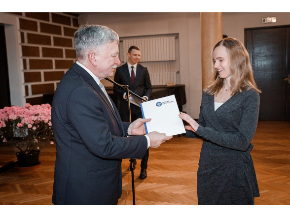 ISSP UL young researcher receives the University of Latvia award for an excellent doctoral thesis