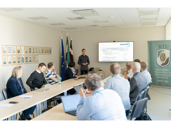 Heads of the national metrology institutions of Scandinavia and the Baltic and the Latvian scientists discuss cooperation